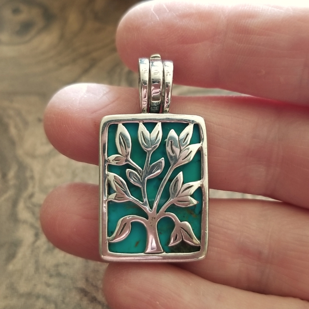 💥Silpada Changeling Pendant S1957 Live Laugh Love w/ 3 interchangeable Rare - Picture 8 of 11